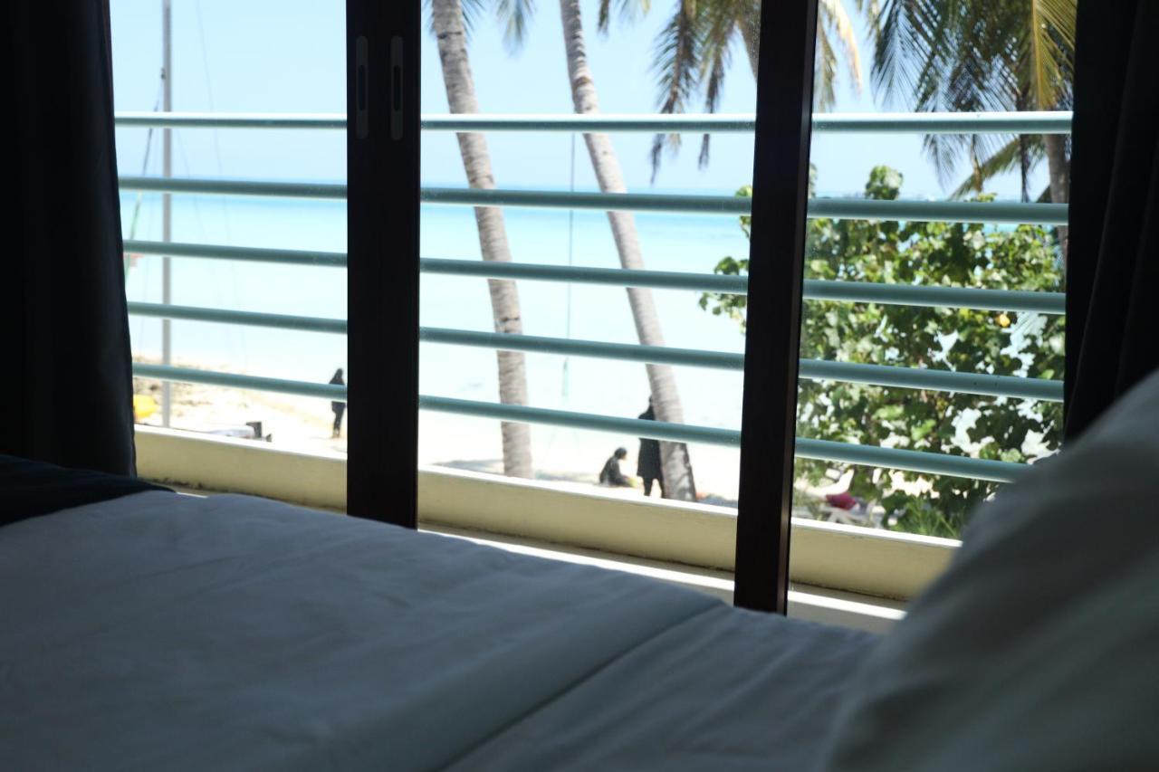 Si! Beach House Dhiffushi Bagian luar foto