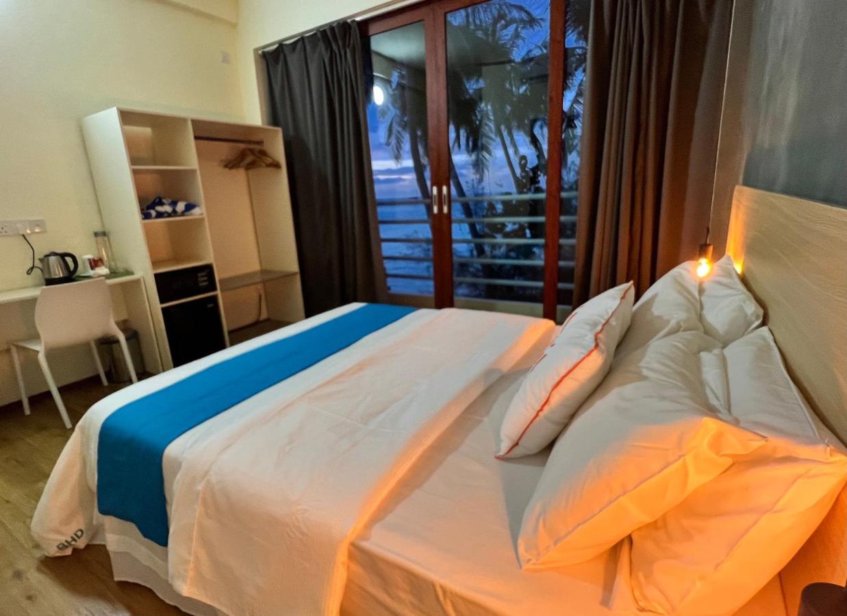 Si! Beach House Dhiffushi Bagian luar foto